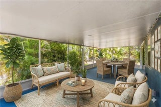 Photo of Listing #B26012189