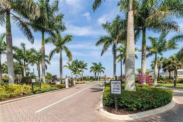 3 of 6 - 5716 S Sterling Ranch, Davie, FL