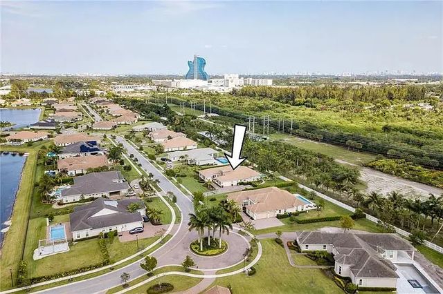 4 of 6 - 5716 S Sterling Ranch, Davie, FL