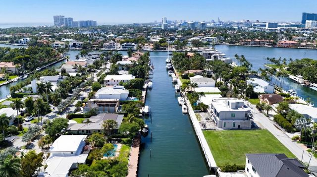 3 of 10 - 646 Flamingo-a Drive, Fort Lauderdale, FL