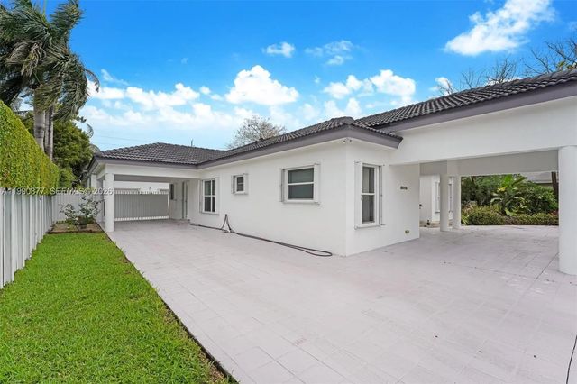 3 of 20 - 69 S Royal Poinciana Boulevard, Miami Springs, FL