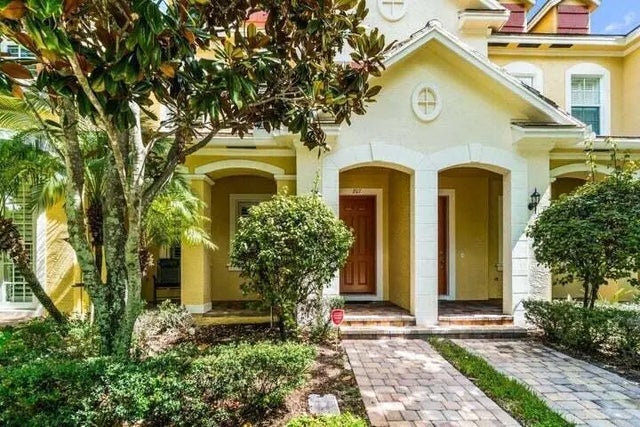 Photo of Listing #B26011679