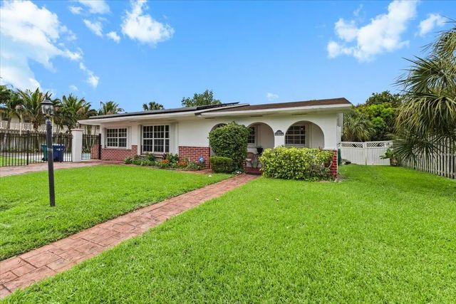 3 of 20 - 1091 Nw 46th Avenue, Lauderhill, FL