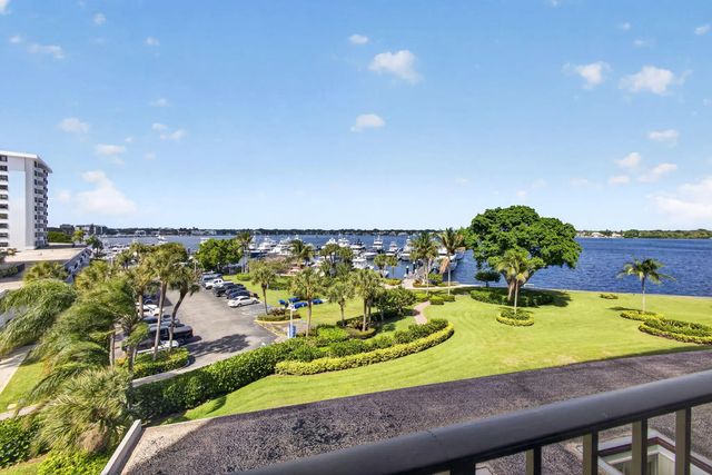 136 Lakeshore Drive #511, North Palm Beach