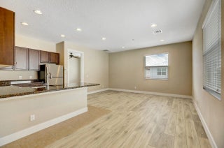 Photo of Listing #B26011754