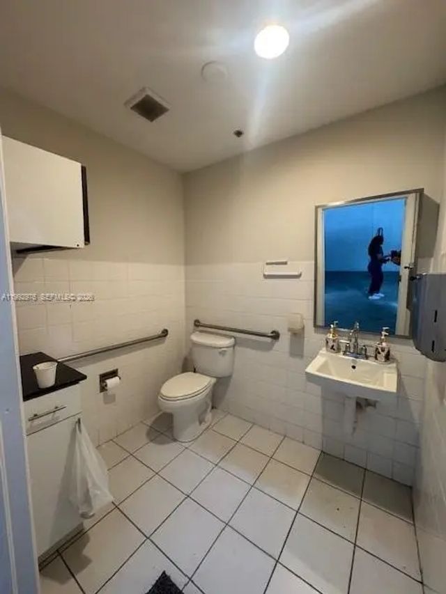 5 of 12 - 13860 Sw 143rd Court #1, Miami, FL