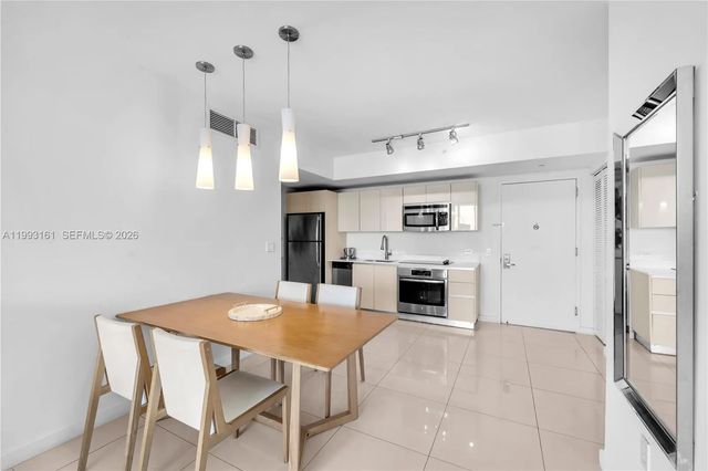 5 of 42 - 2602 E Hallandale Beach Boulevard #r2805, Hallandale Beach, FL