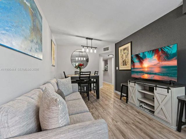3 of 15 - 22441 Sw 88th Place #202-5, Cutler Bay, FL