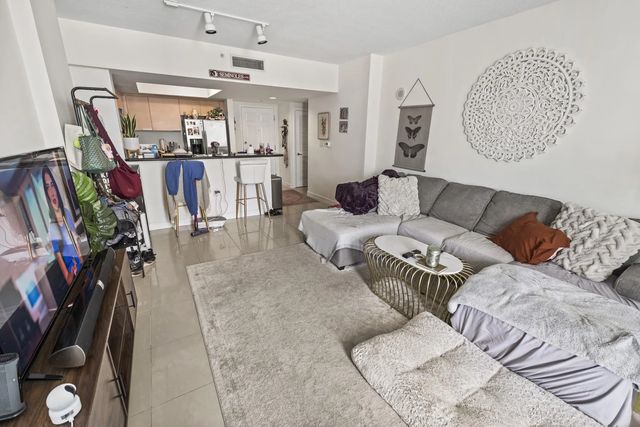 140 S Dixie Highway #823, Hollywood
