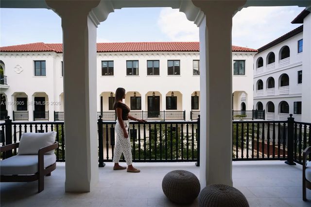 504 Malaga Avenue #t3, Coral Gables