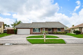 Photo of Listing #B26015545