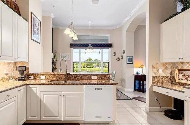 4 of 22 - 4204 Abington Woods Circle, Vero Beach, FL