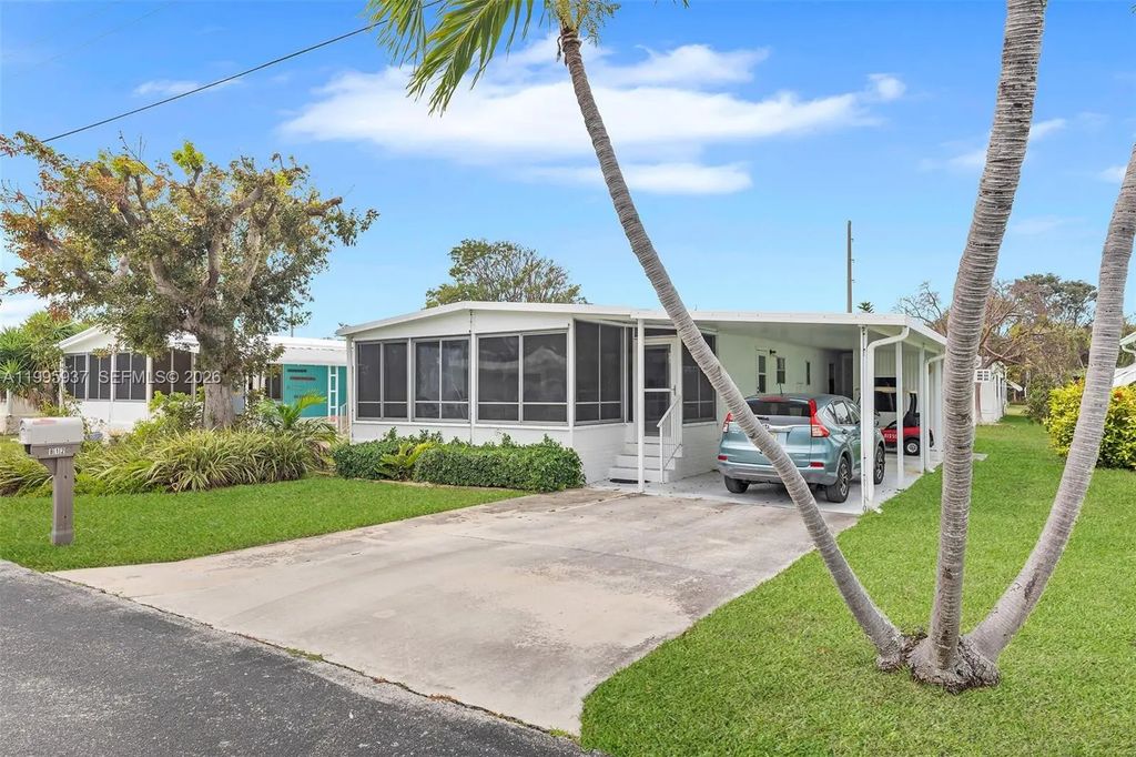 812 S Silver Circle, Key Largo