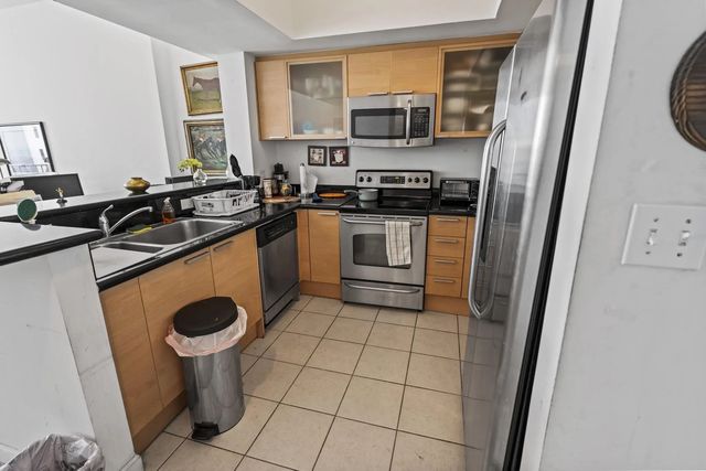 3 of 30 - 140 S Dixie Highway #1022, Hollywood, FL