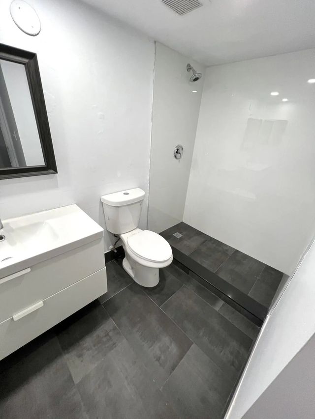 3 of 11 - 7872 Sonoma Springs Circle #205, Lake Worth, FL