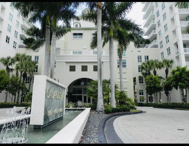 2 of 18 - 450 N Federal  Highway #102, Boynton Beach, FL