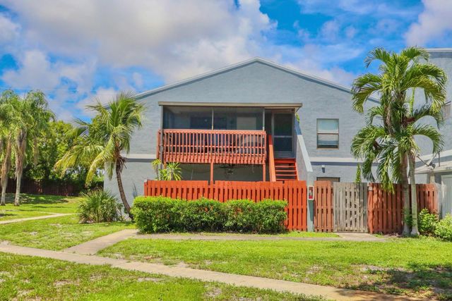 34 Crossings Circle #f, Boynton Beach