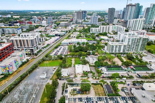 3 of 9 - 100 Ne 21st Street, Miami, FL