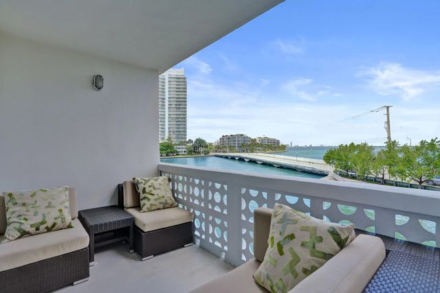 2 of 43 - 1670 Lincoln Court #3b, Miami Beach, FL