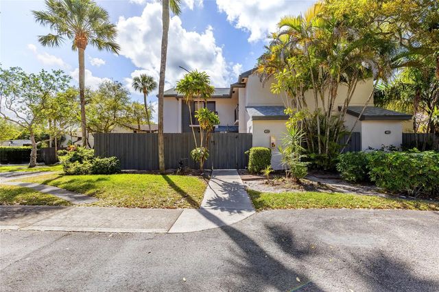 2 of 27 - 3183 Cocoplum Circle #3375, Coconut Creek, FL