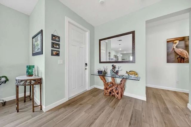 3 of 24 - 1920 Se Crosswood Way, Port St. Lucie, FL
