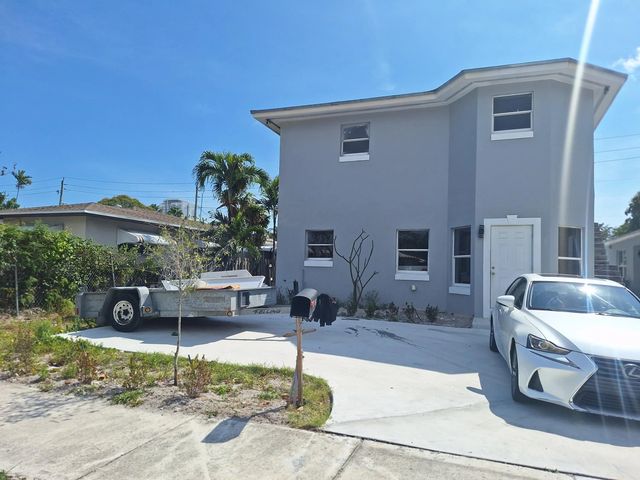 3 of 41 - 1942 Buchanan Street, Hollywood, FL