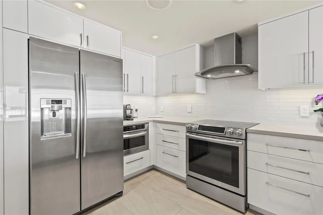 4 of 42 - 800 Se 20th Avenue #809, Deerfield Beach, FL