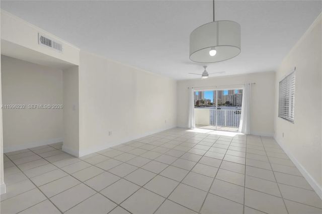462 Golden Isles Drive #210, Hallandale Beach