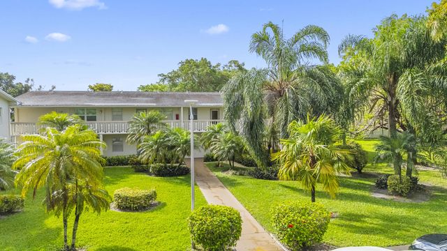 266 Ventnor S, Deerfield Beach