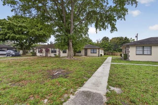 Photo of Listing #B26014602