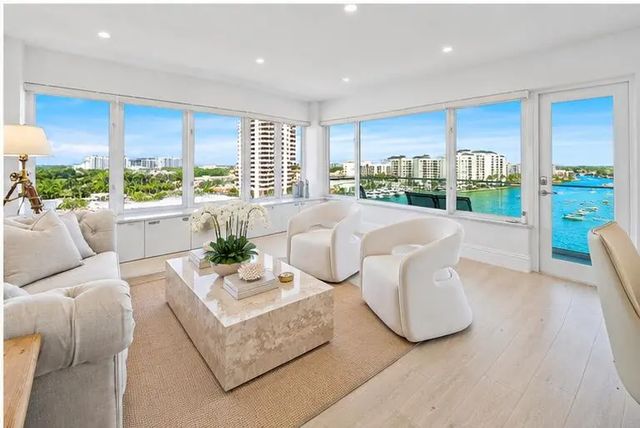 5 of 49 - 701 E Camino Real #10j, Boca Raton, FL