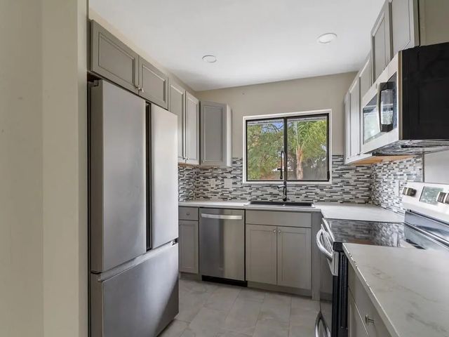 4 of 33 - 1846 24th Place Sw, Vero Beach, FL