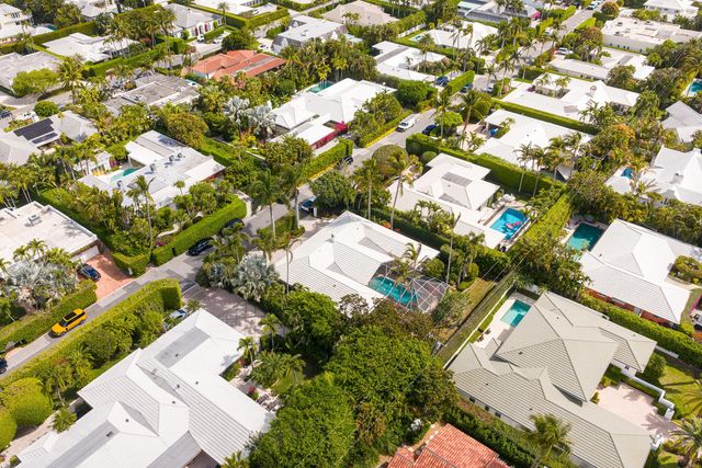 4 of 34 - 280 Tradewind Drive, Palm Beach, FL