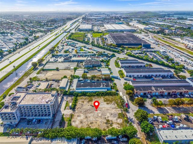 10633 Nw 123rd St Road, Medley