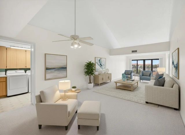 3 of 31 - 601 Seafarer Circle #504, Jupiter, FL