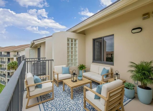 5 of 31 - 601 Seafarer Circle #504, Jupiter, FL