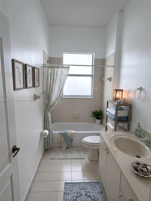 5 of 33 - 3951 Ne 11th Drive, Homestead, FL
