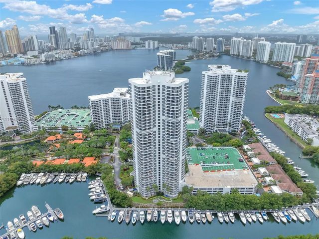 3500 Mystic Pointe Drive #3001, Aventura
