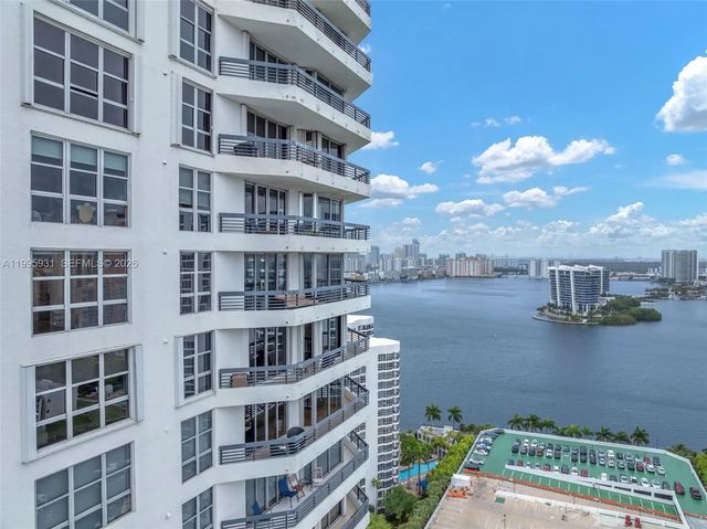 5 of 42 - 3500 Mystic Pointe Drive #3001, Aventura, FL