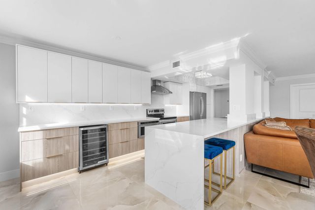 5480 N Ocean Drive #a1c, Singer Island