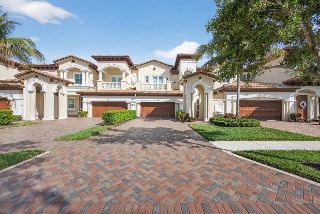 Photo of Listing #B26012444