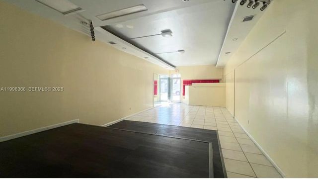 4 of 5 - 2617 W Flagler Street, Miami, FL