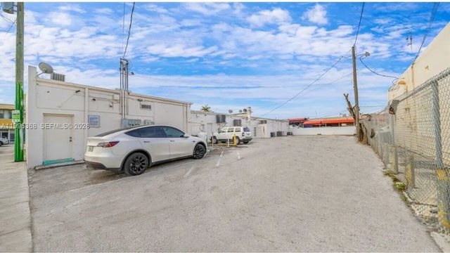 5 of 5 - 2617 W Flagler Street, Miami, FL