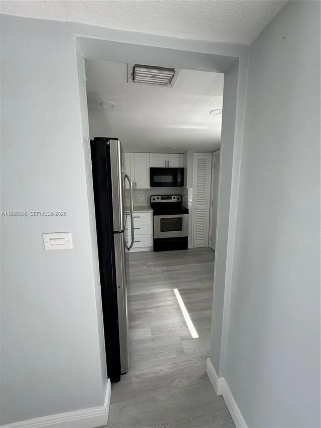 4 of 27 - 1398 Ne 191st Street #c305, Miami, FL