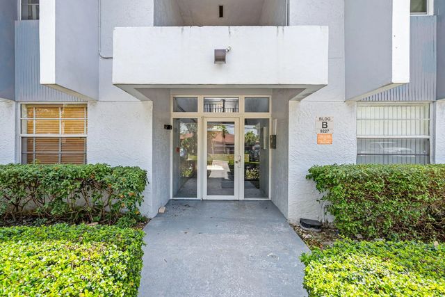 9227  Sw 87th Avenue #b1, Miami