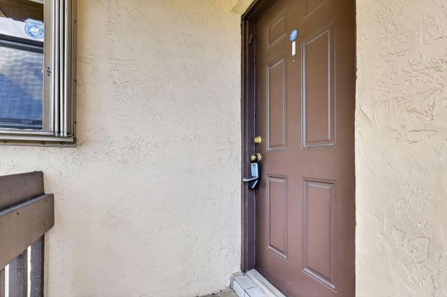 3 of 51 - 750 Ne 199th Street #204h, Miami, FL