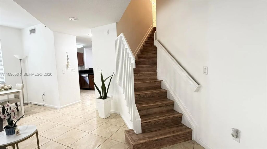 11605 Nw 89th Street #220, Doral