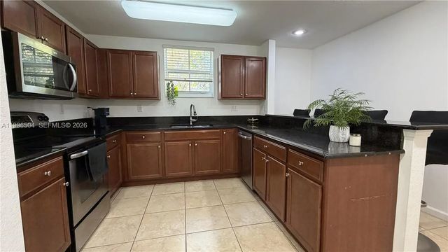 4 of 32 - 11605 Nw 89th Street #220, Doral, FL