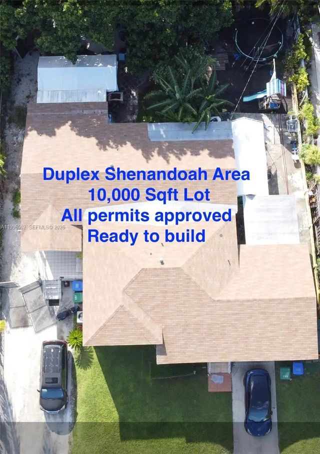 1660 Sw 24th Avenue, Miami