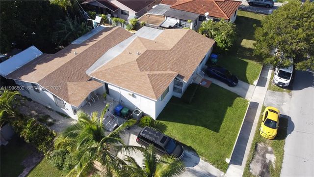 2 of 13 - 1660 Sw 24th Avenue, Miami, FL
